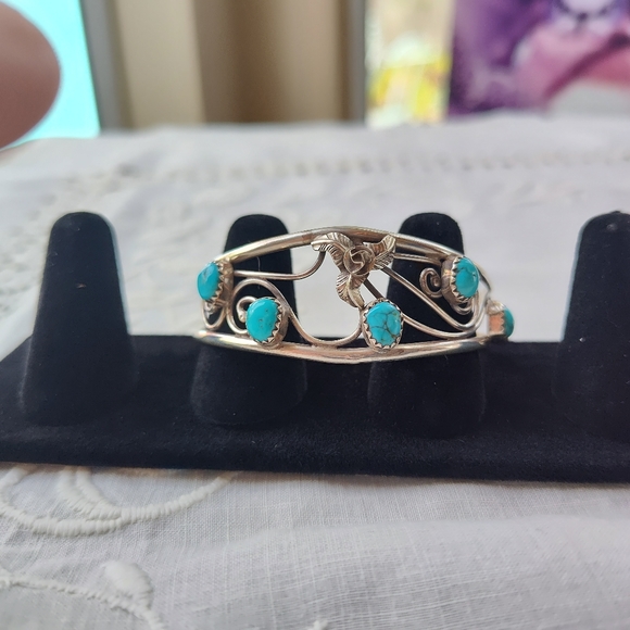 Native American sterling turquoise bracelet - Picture 2 of 3